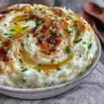 crockpot cream cheese mashed potatoes - featured image